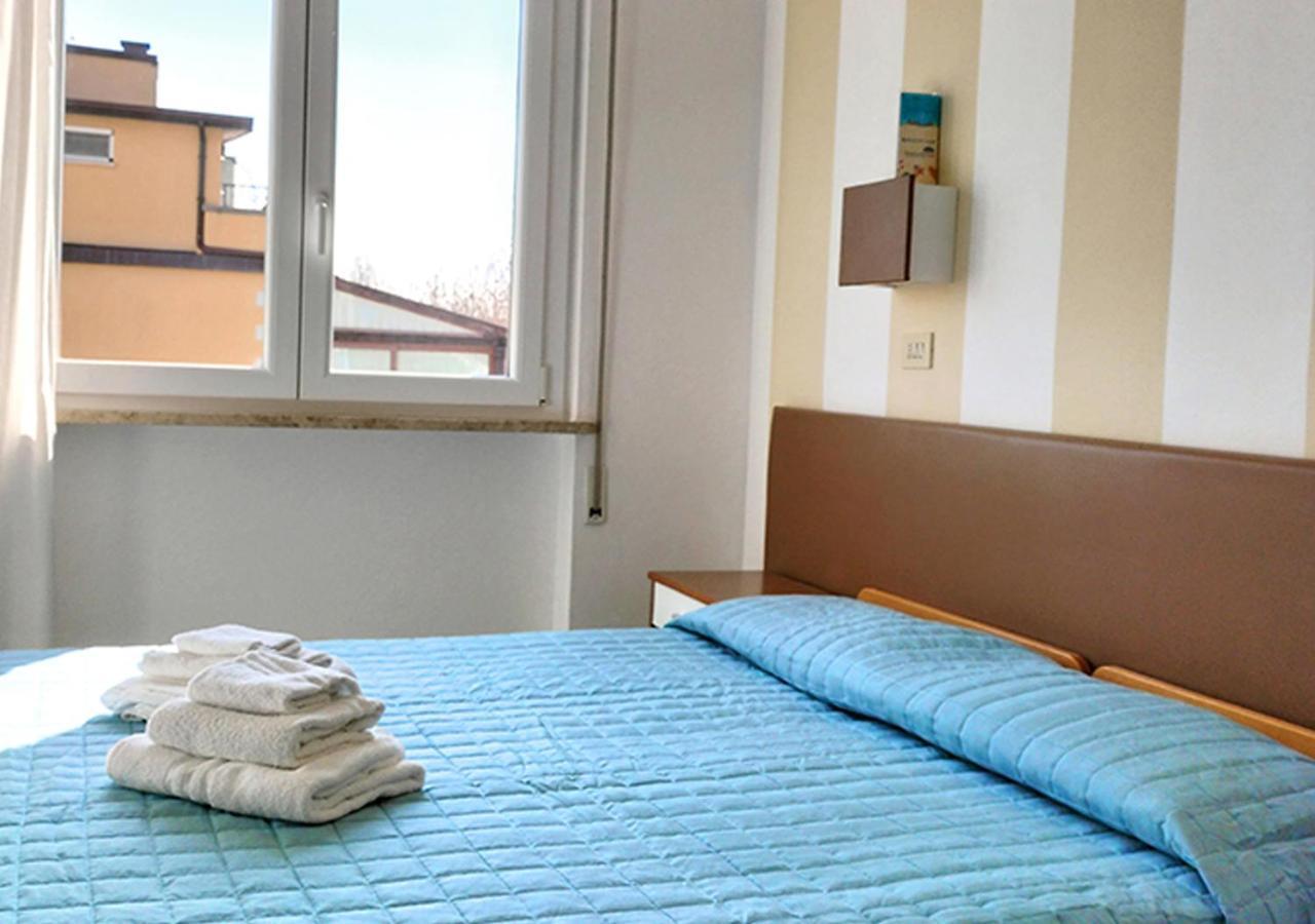 Hotel Cà Vanni Rimini Exterior foto